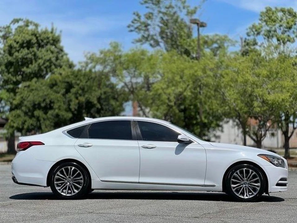 2016 Hyundai Genesis - Image 4 of 20