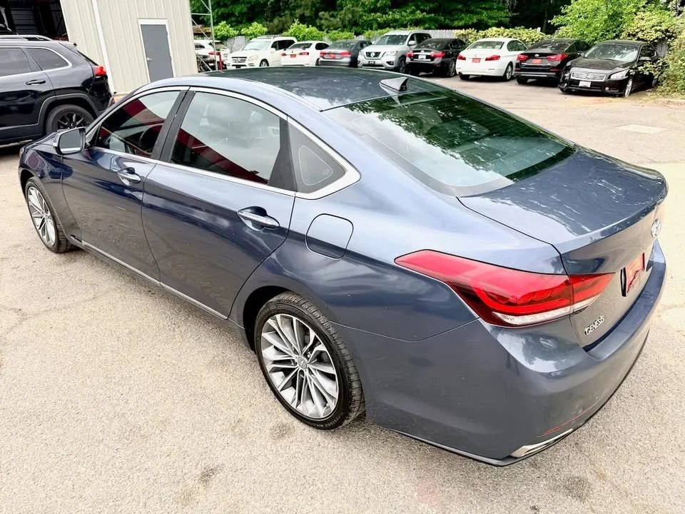2016 Hyundai Genesis - Image 12 of 19