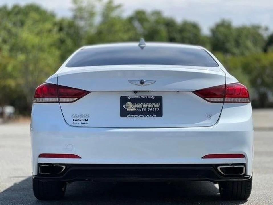 2016 Hyundai Genesis - Image 6 of 20