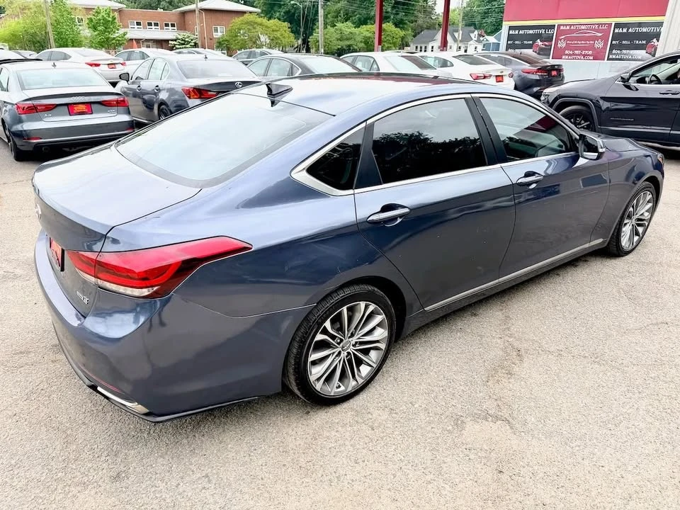 2016 Hyundai Genesis - Image 8 of 19