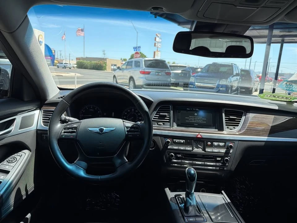 2016 Hyundai Genesis - Image 12 of 15