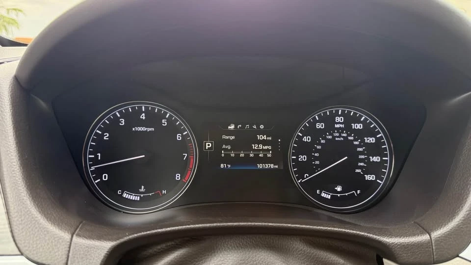 2016 Hyundai Genesis - Image 14 of 20
