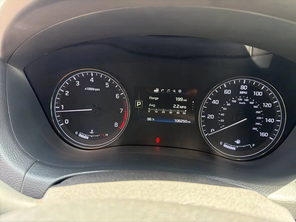 2016 Hyundai Genesis - Image 14 of 15