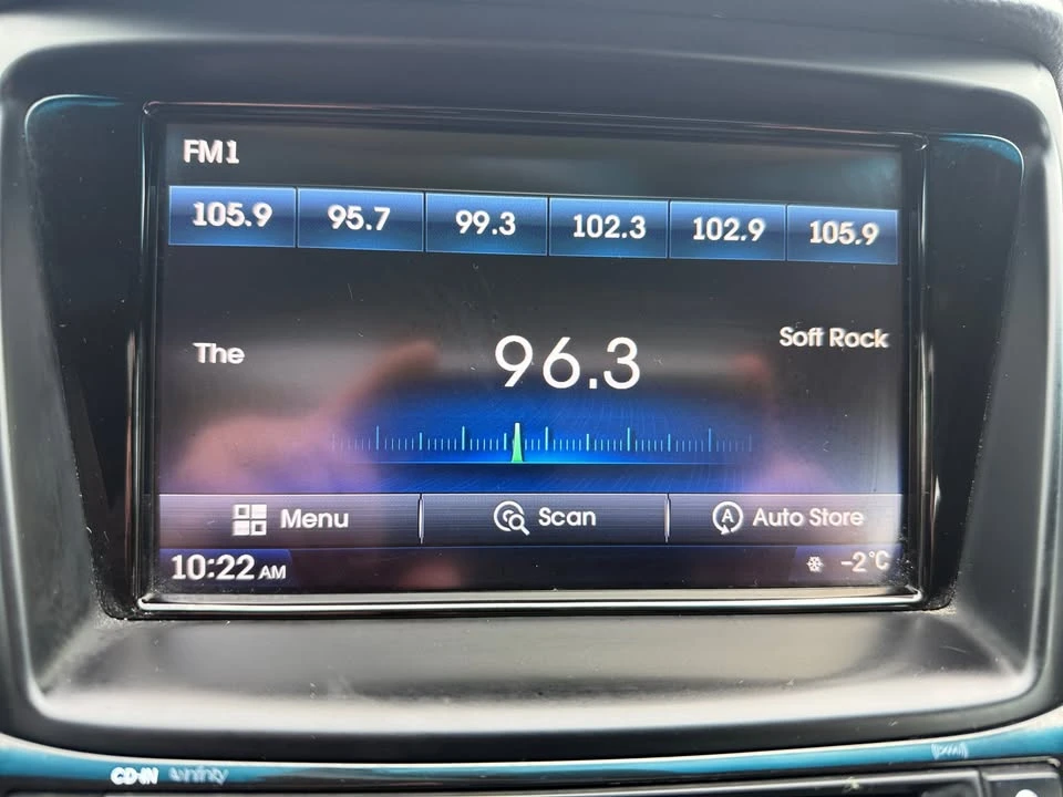 2016 Hyundai Genesis - Image 16 of 20