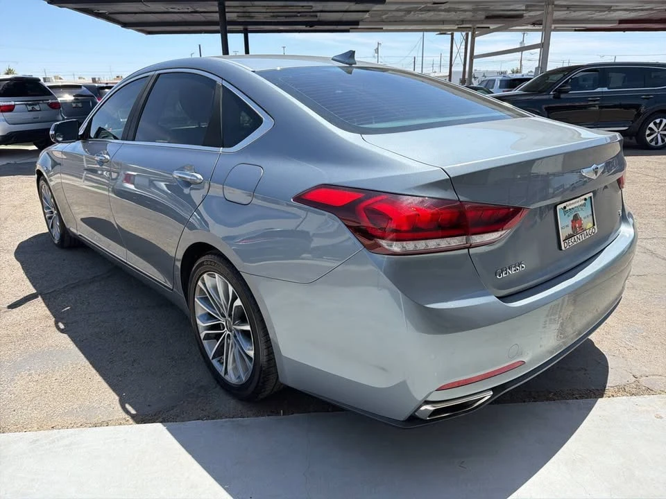 2016 Hyundai Genesis - Image 5 of 15