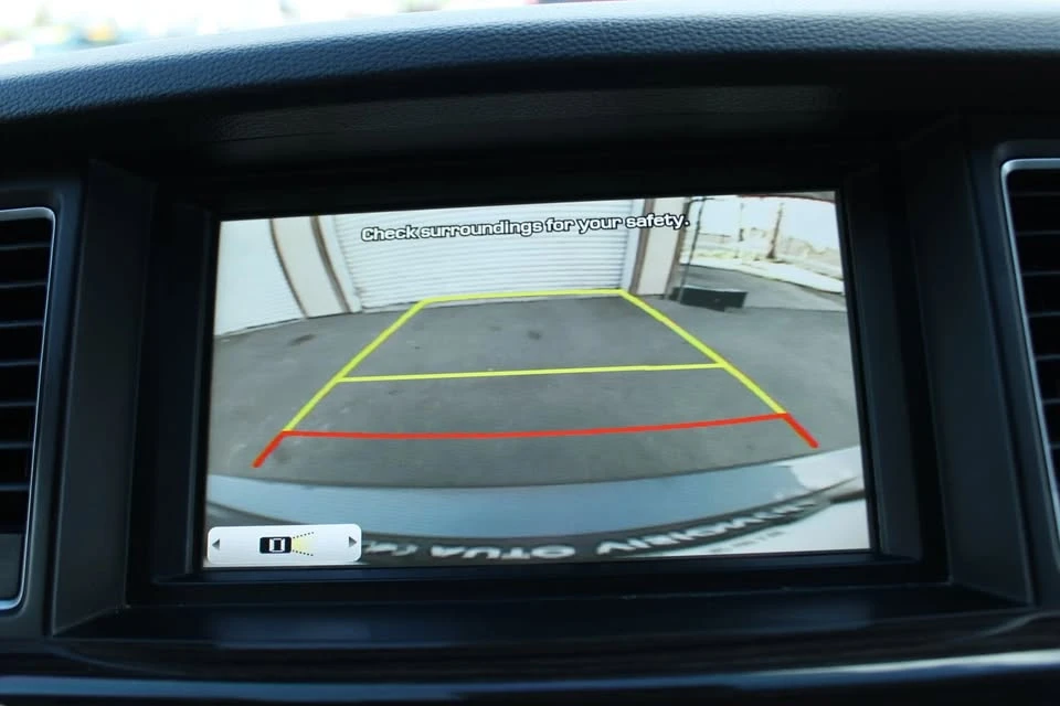 2016 Hyundai Genesis - Image 15 of 20