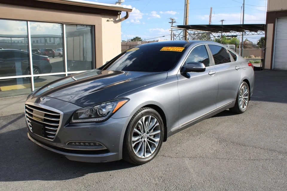 2016 Hyundai Genesis - Image 2 of 20