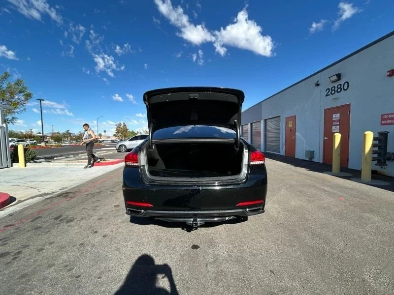 2016 Hyundai Genesis - Image 10 of 20