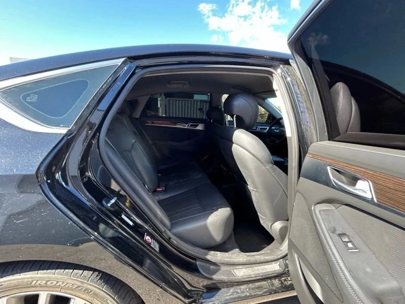 2016 Hyundai Genesis - Image 15 of 20