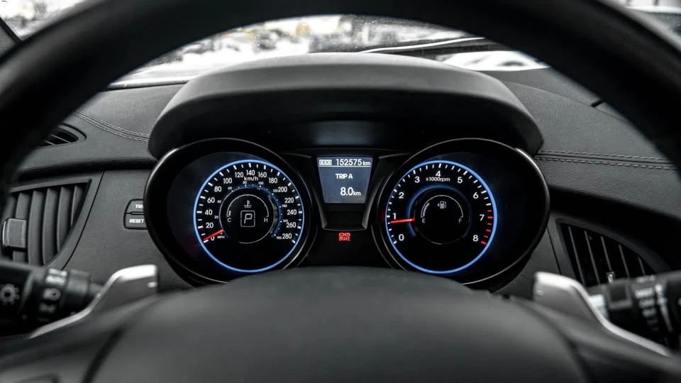 2016 Hyundai Genesis - Image 14 of 14