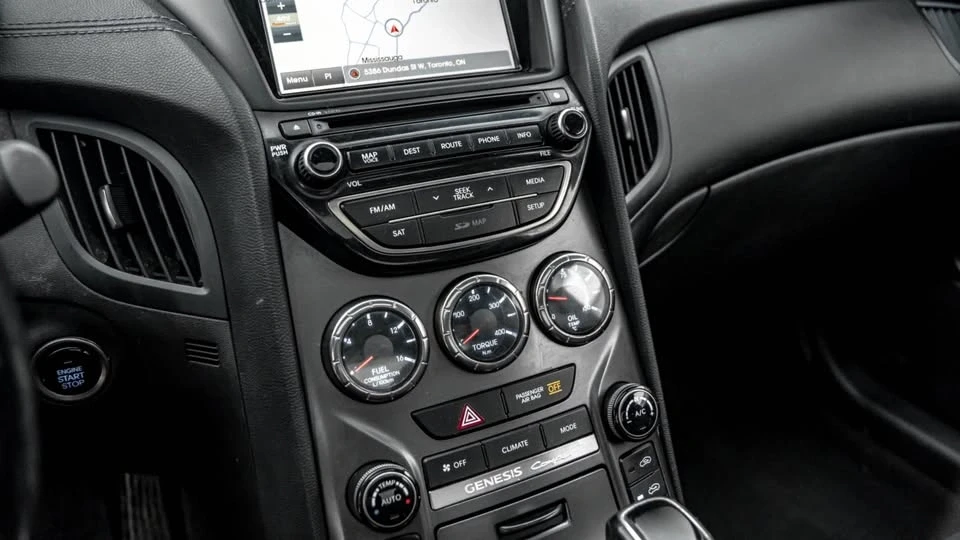 2016 Hyundai Genesis - Image 12 of 14