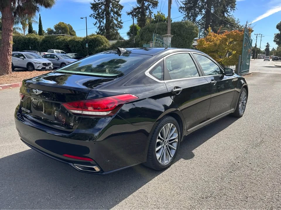 2016 Hyundai Genesis - Image 7 of 19