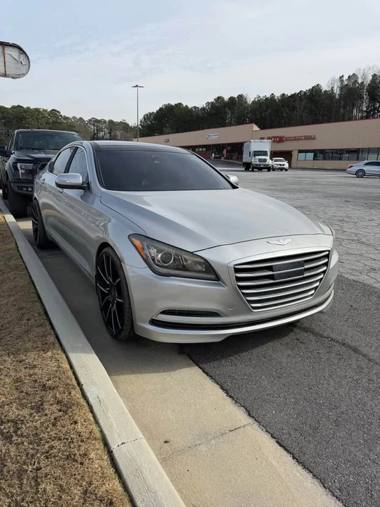 2016 Hyundai Genesis - Image 4 of 7