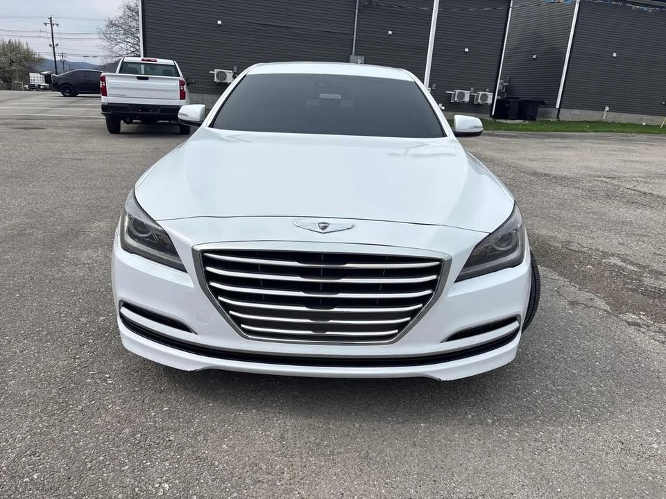 2016 Hyundai Genesis - Image 7 of 20