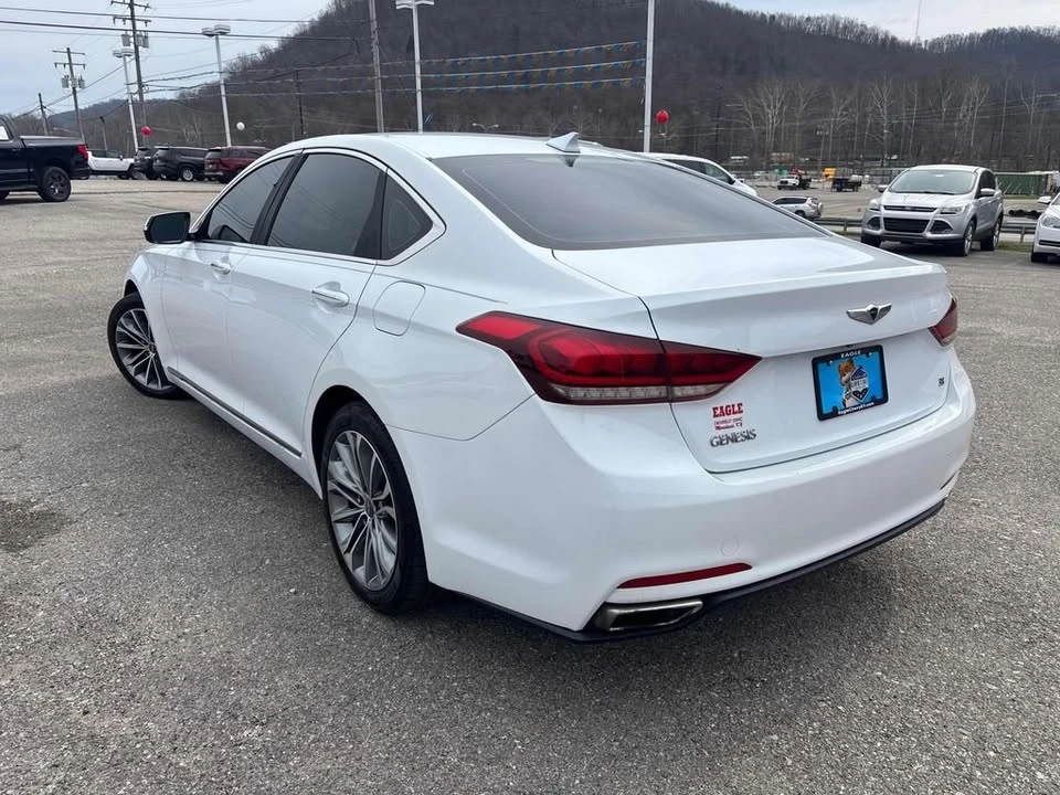 2016 Hyundai Genesis - Image 5 of 20