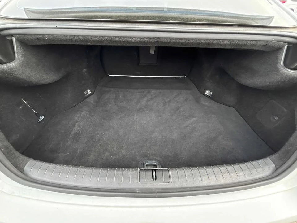 2016 Hyundai Genesis - Image 20 of 20