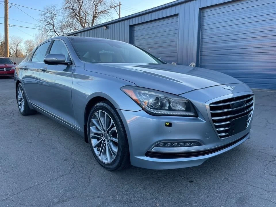 2016 Hyundai Genesis - Image 14 of 20