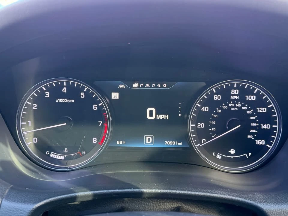 2016 Hyundai Genesis - Image 9 of 9