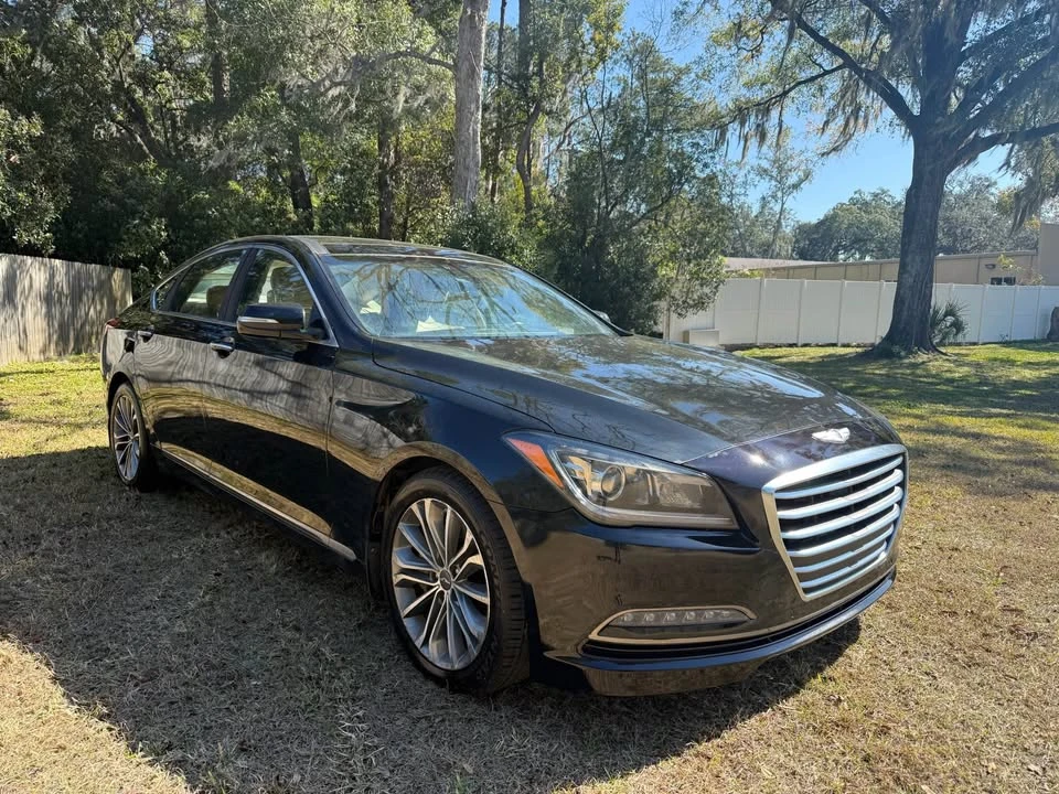 2016 Hyundai Genesis - Image 2 of 14