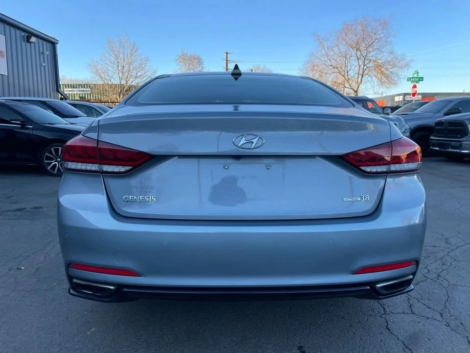 2016 Hyundai Genesis - Image 6 of 20