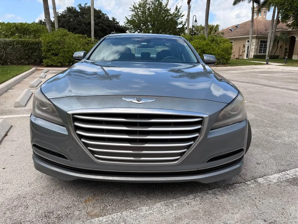 2016 Hyundai Genesis - Image 4 of 18