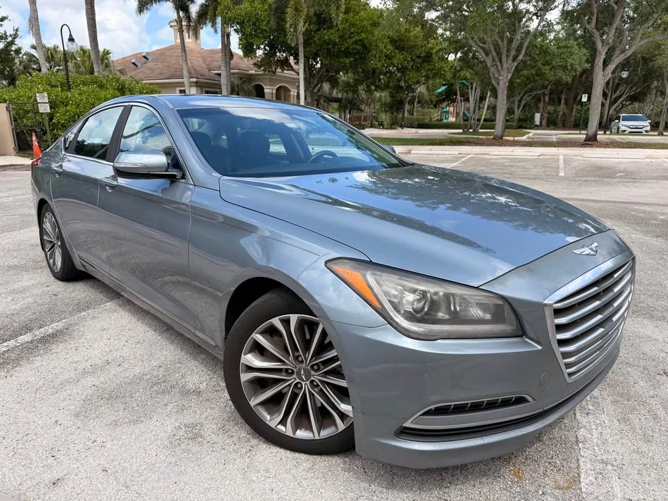 2016 Hyundai Genesis - Image 3 of 18