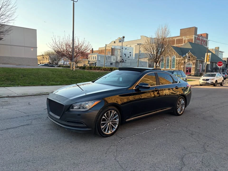2016 Hyundai Genesis - Image 2 of 12