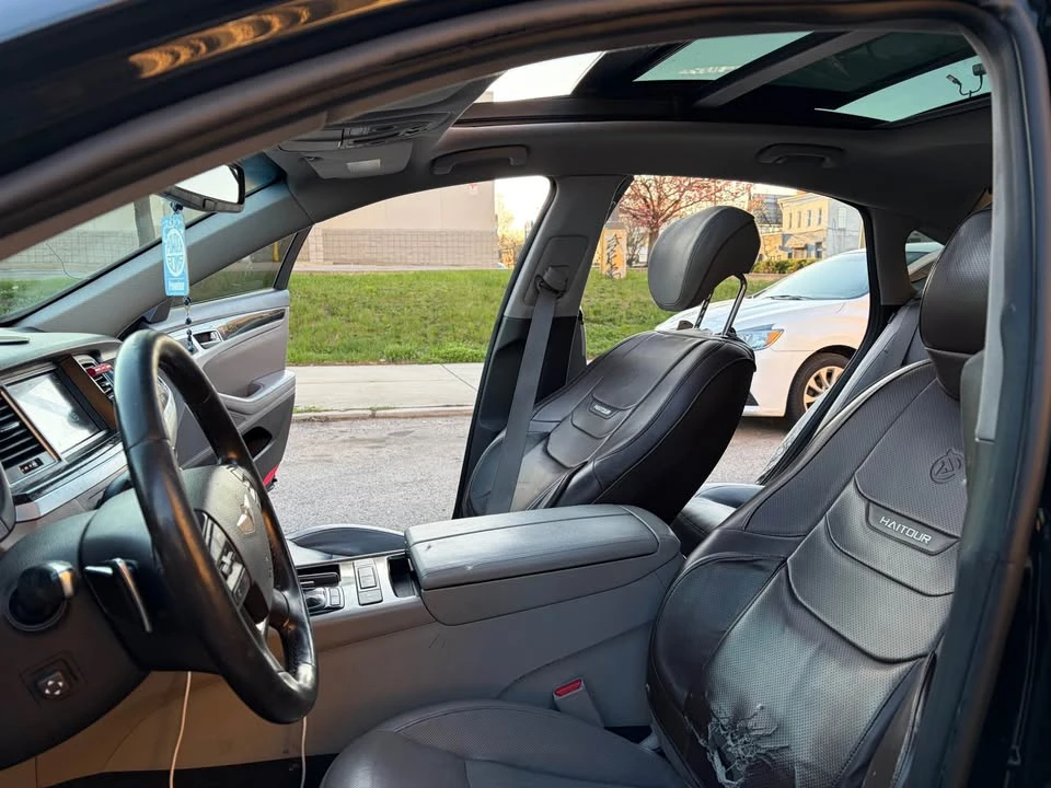 2016 Hyundai Genesis - Image 9 of 12