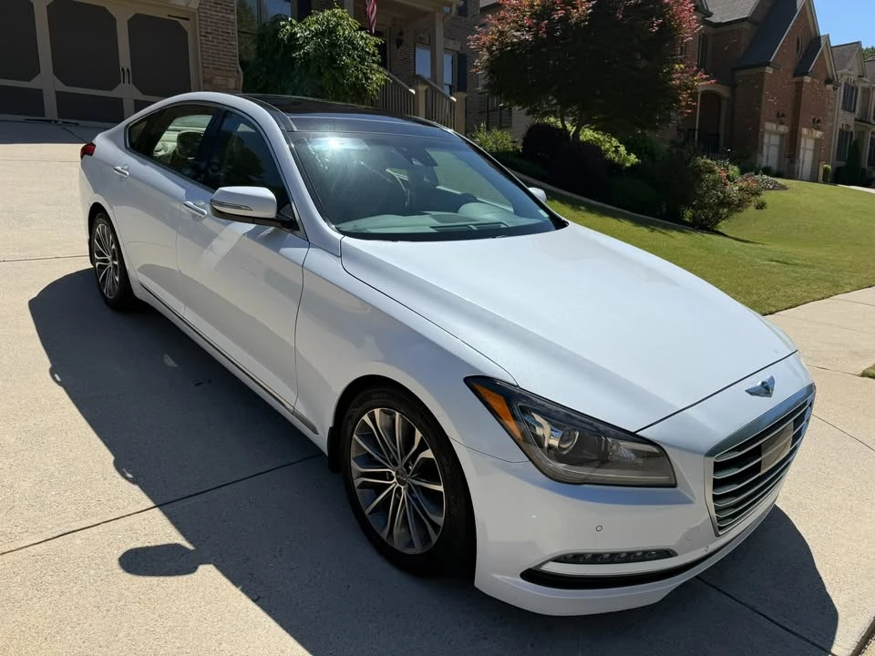 2016 Hyundai Genesis - Image 3 of 20