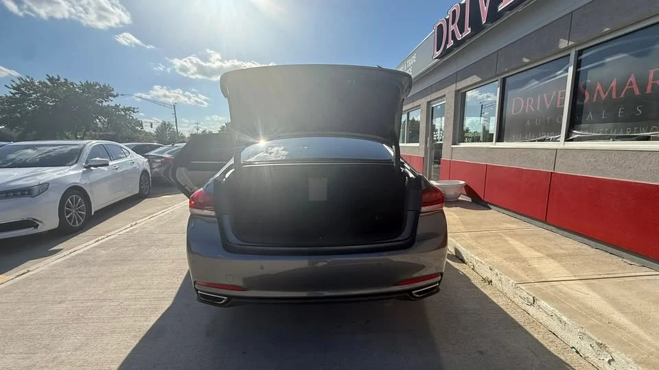2016 Hyundai Genesis - Image 20 of 20