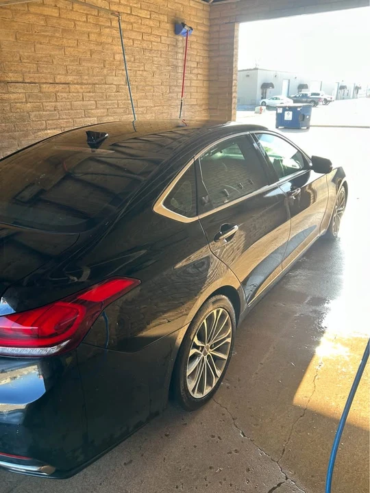 2016 Hyundai Genesis - Image 4 of 12