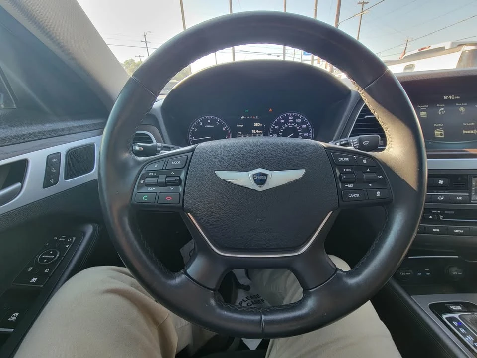 2016 Hyundai Genesis - Image 11 of 13