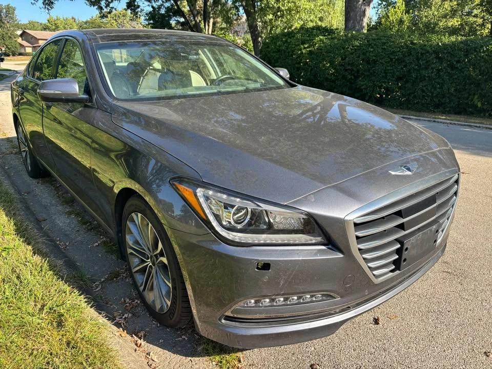 2016 Hyundai Genesis - Image 7 of 10