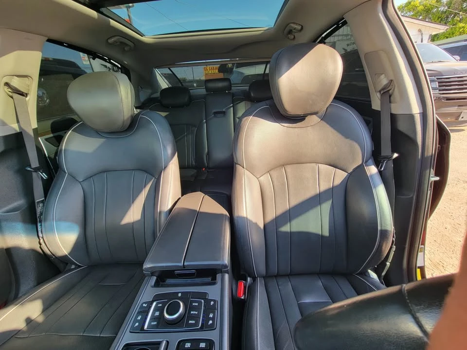 2016 Hyundai Genesis - Image 8 of 13