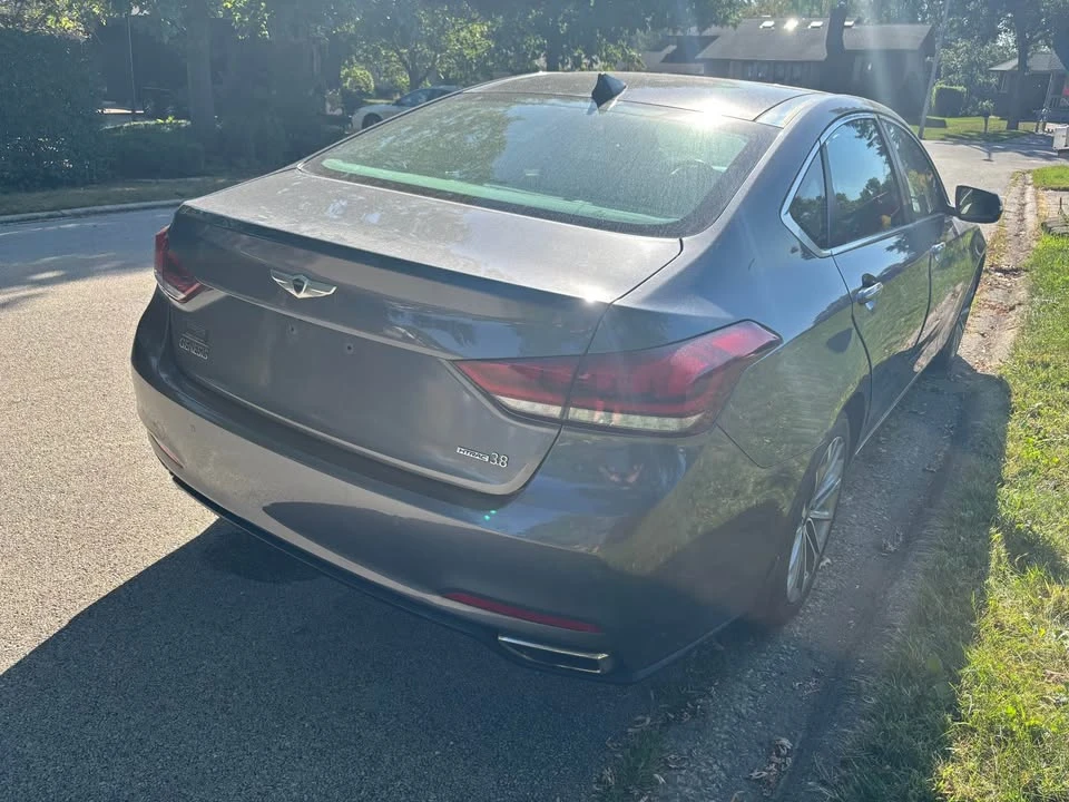 2016 Hyundai Genesis - Image 3 of 10