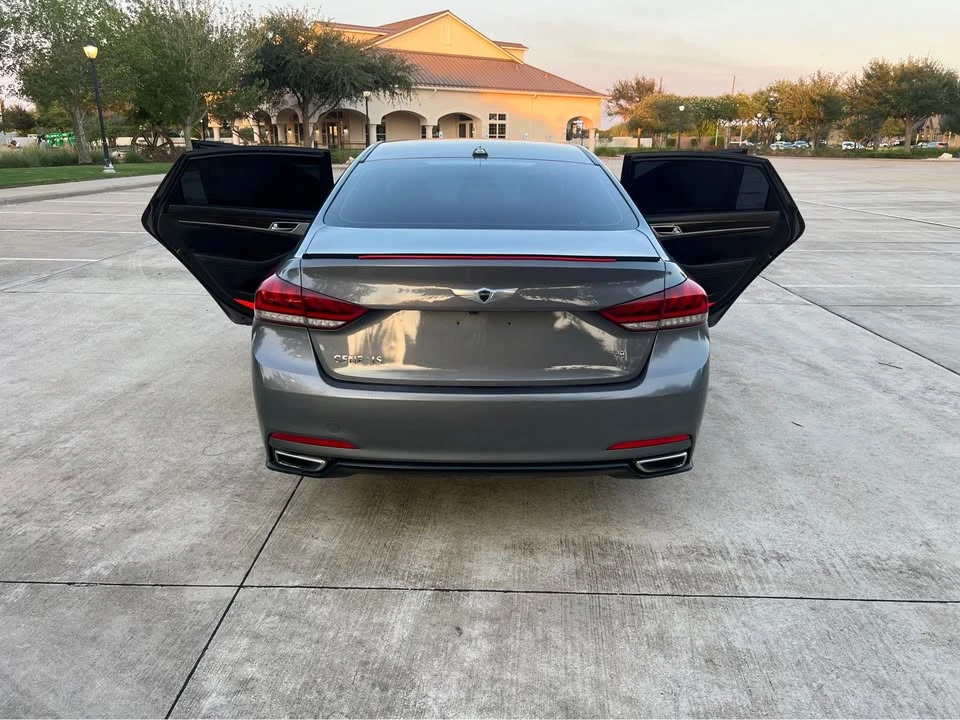 2016 Hyundai Genesis - Image 5 of 20