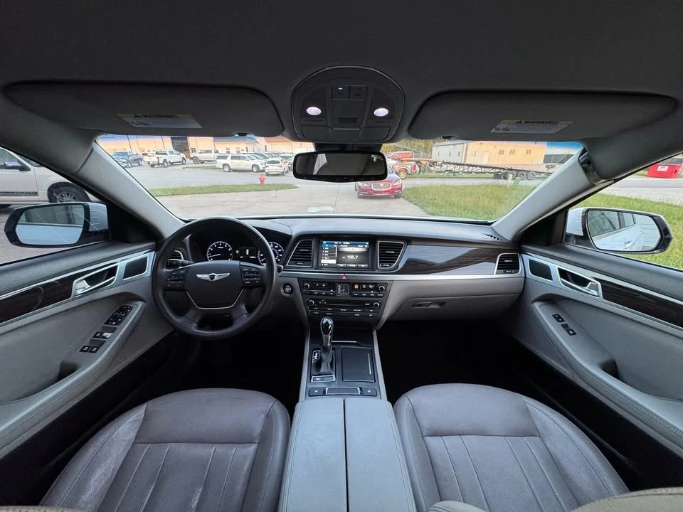 2016 Hyundai Genesis - Image 10 of 20