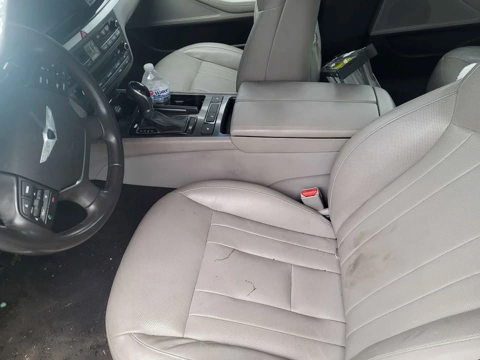2016 Hyundai Genesis - Image 5 of 12