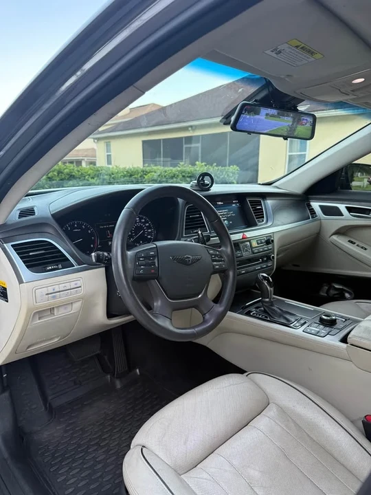 2016 Hyundai Genesis - Image 8 of 16