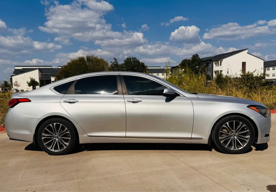 2016 Hyundai Genesis - Image 7 of 20