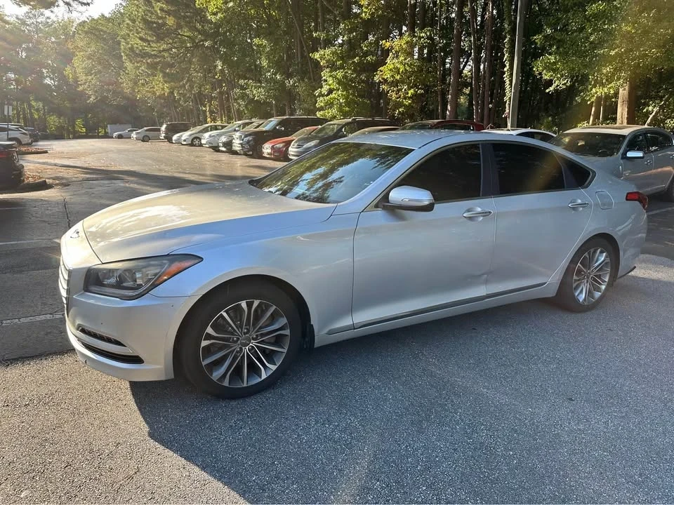 2016 Hyundai Genesis - Image 3 of 15