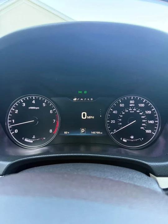 2016 Hyundai Genesis - Image 15 of 16
