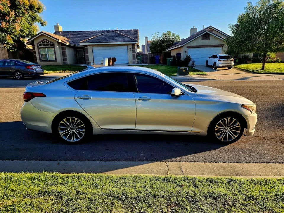 2016 Hyundai Genesis - Image 4 of 19