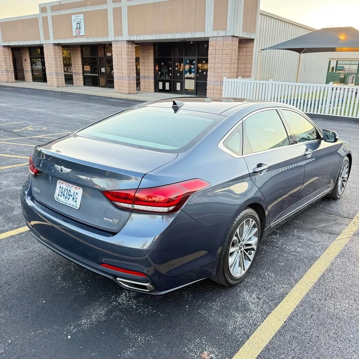 2016 Hyundai Genesis - Image 4 of 19