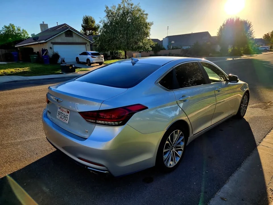 2016 Hyundai Genesis - Image 5 of 19