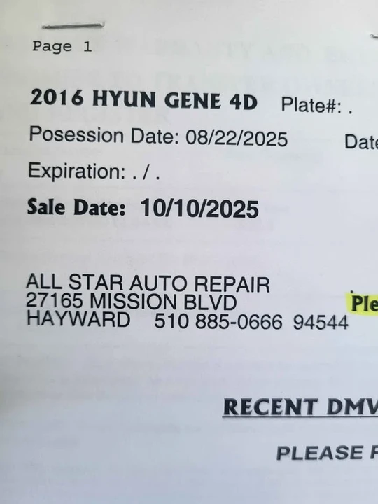 2016 Hyundai Genesis - Image 12 of 12
