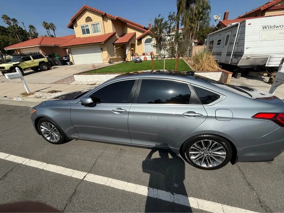 2016 Hyundai Genesis - Image 4 of 4