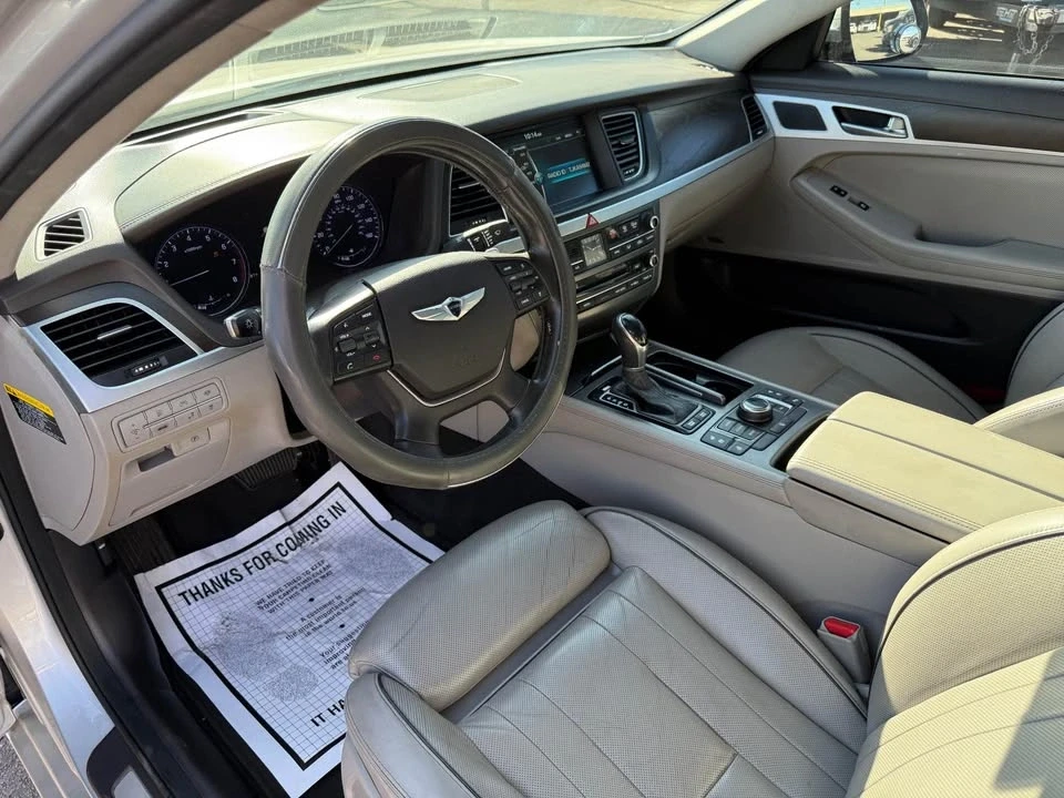 2016 Hyundai Genesis - Image 9 of 19