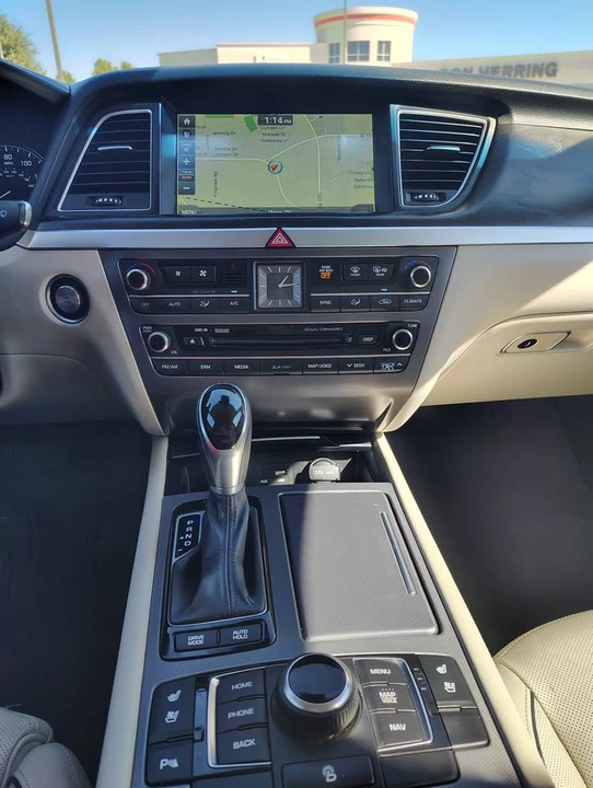 2016 Hyundai Genesis - Image 9 of 9