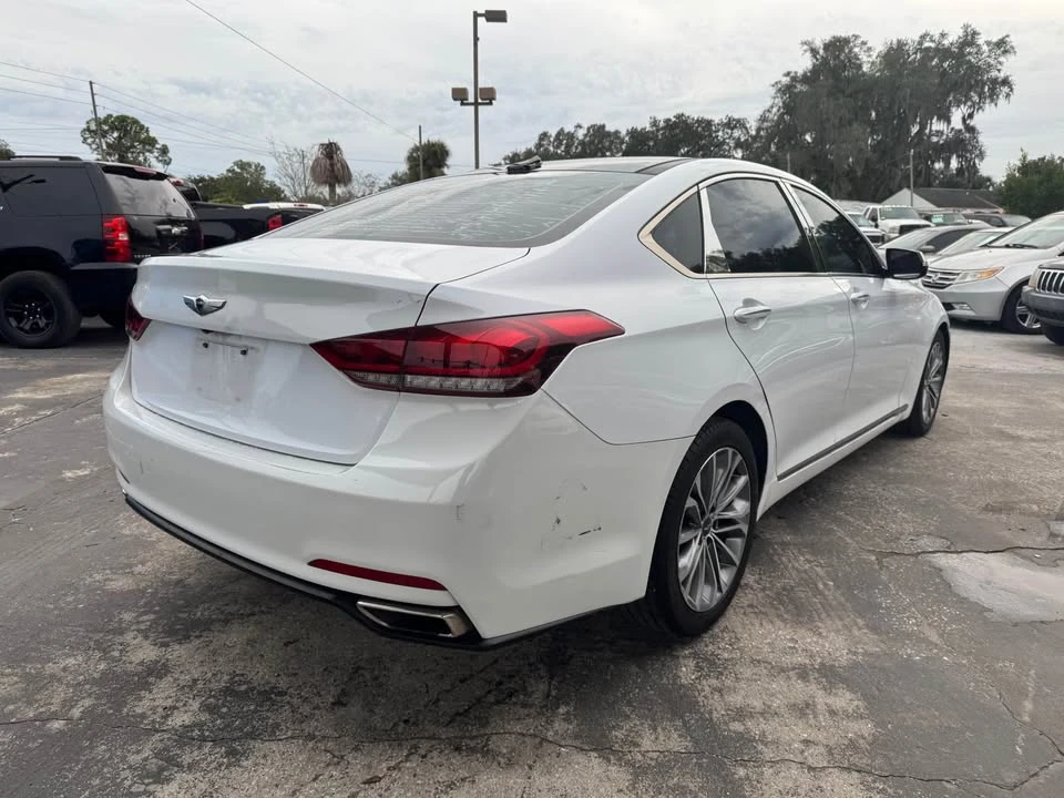2016 Hyundai Genesis - Image 8 of 18